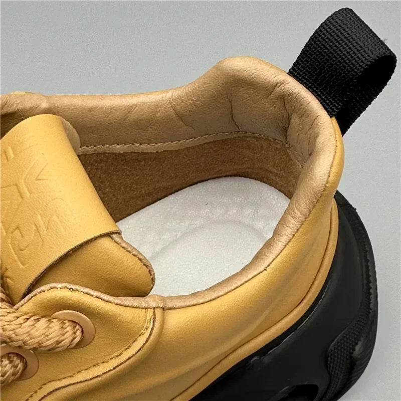 2025 s – Sneakers à lacets avec semelle compensée